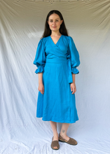 Load image into Gallery viewer, IDA Blue Linen Wrap Dress
