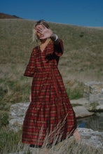 Load image into Gallery viewer, FLEUR Tartan Silk Dupion
